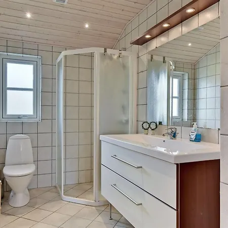 Elli Ferienhaus *